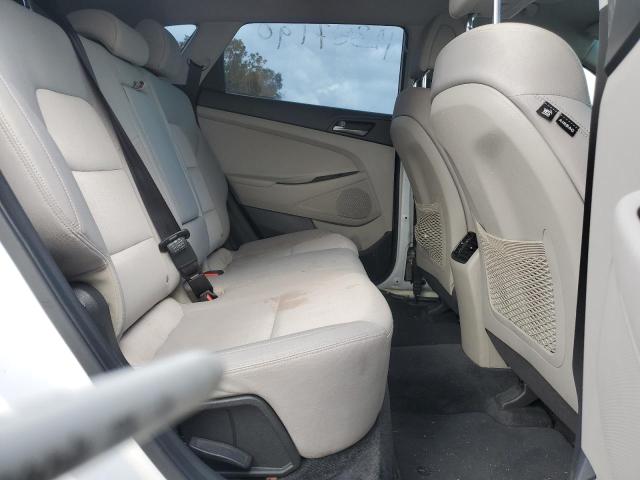 2017 HYUNDAI TUCSON SE - KM8J2CA47HU559613