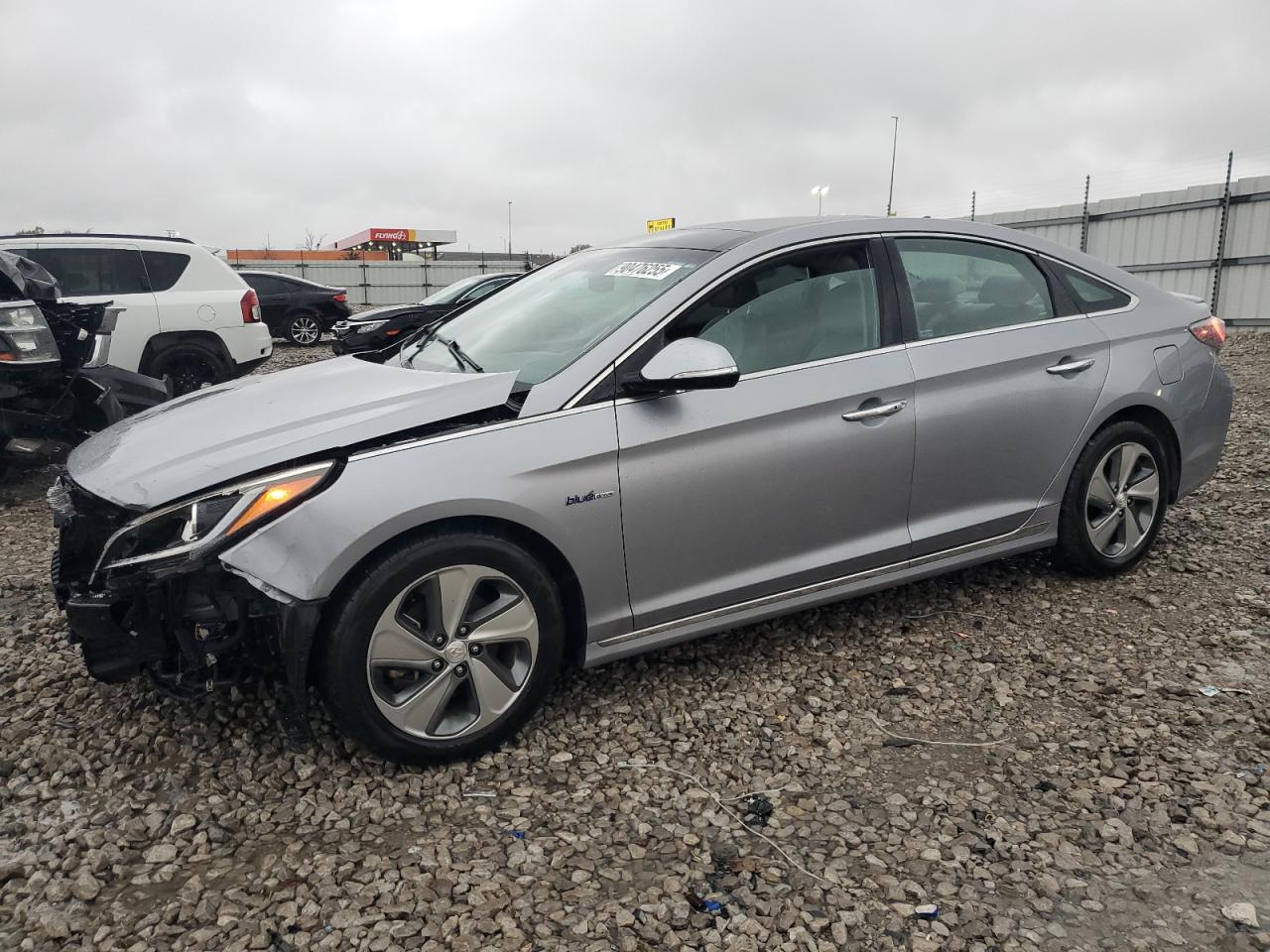 HYUNDAI SONATA HYBRID