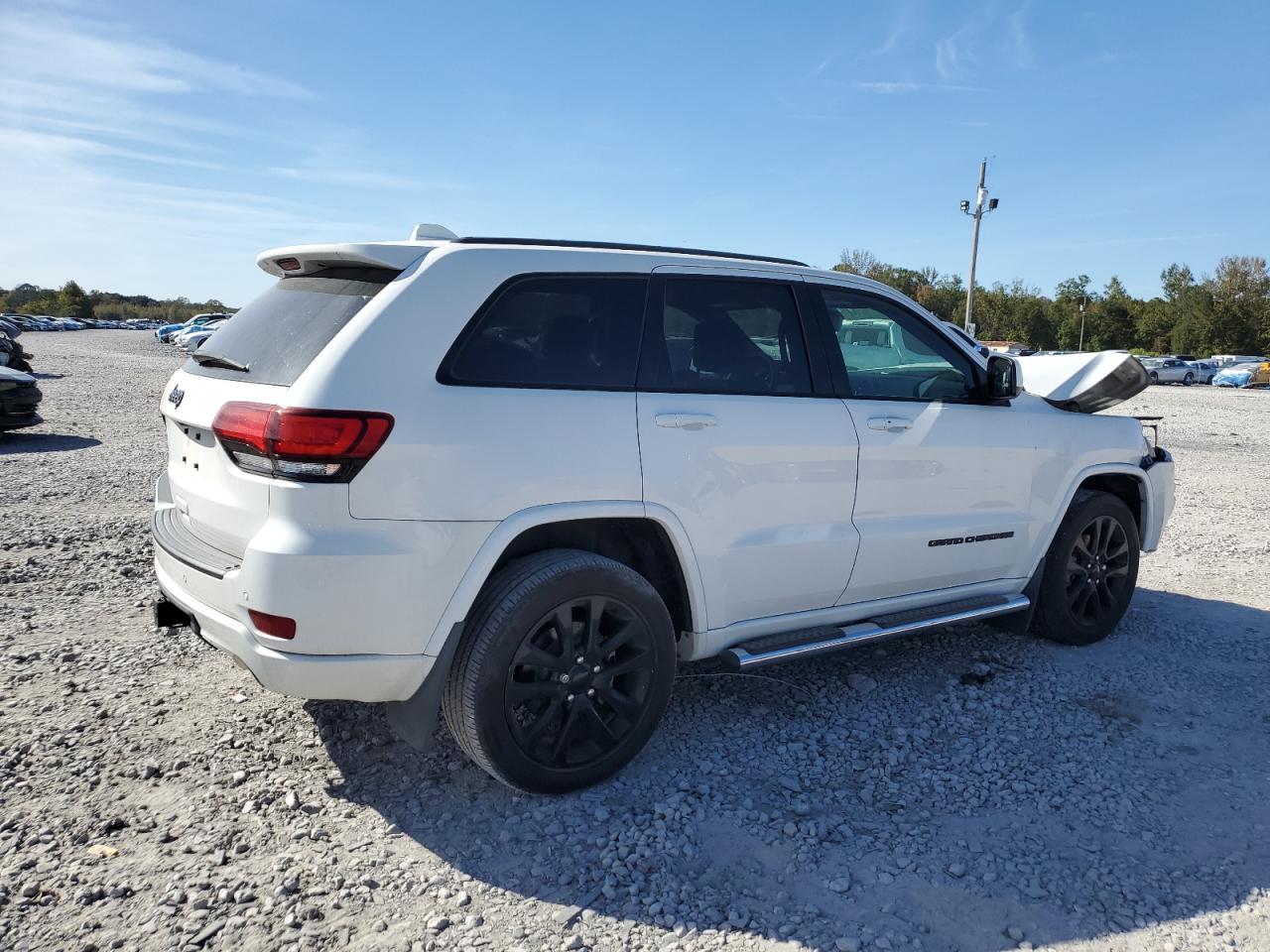 JEEP GRAND CHEROKEE LAREDO