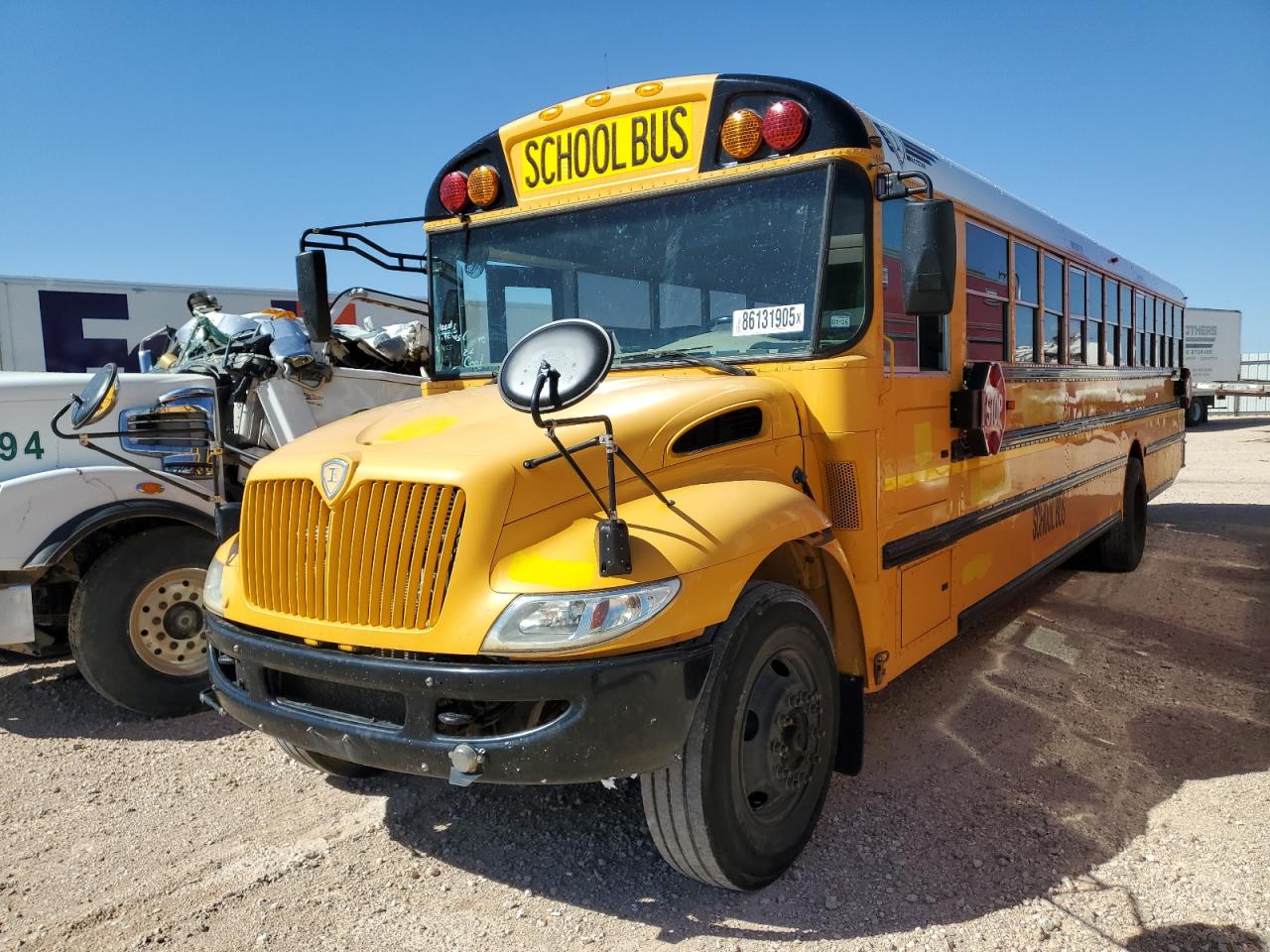 Lot #3305403312 2014 IC CORPORATION 3000 CE