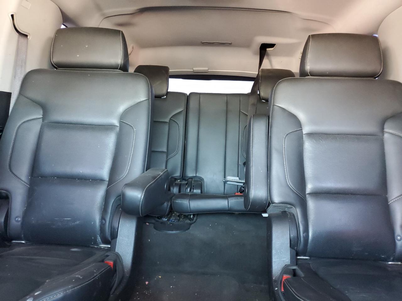 CHEVROLET SUBURBAN C1500 LTZ