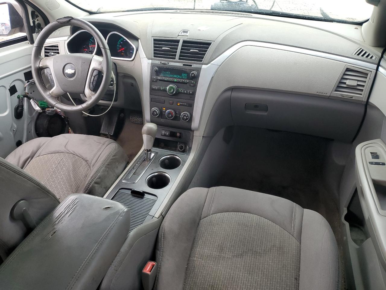 CHEVROLET TRAVERSE LS