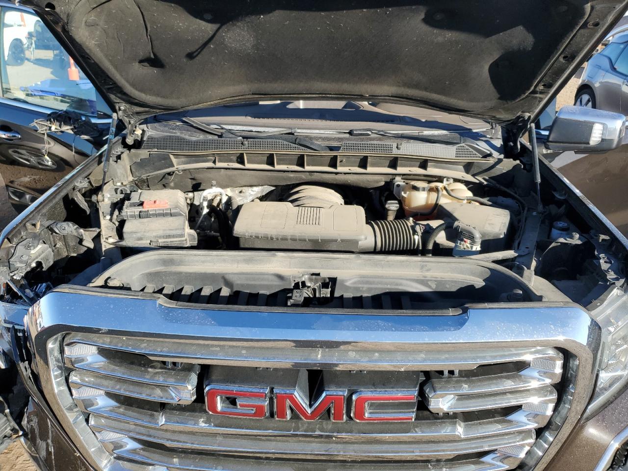 GMC SIERRA K1500 SLT