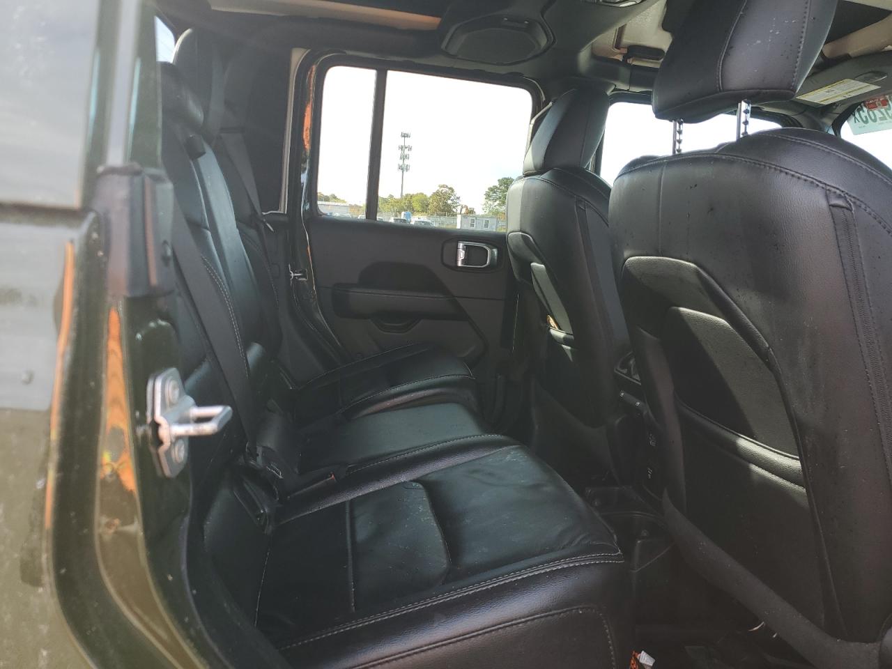 JEEP GLADIATOR OVERLAND