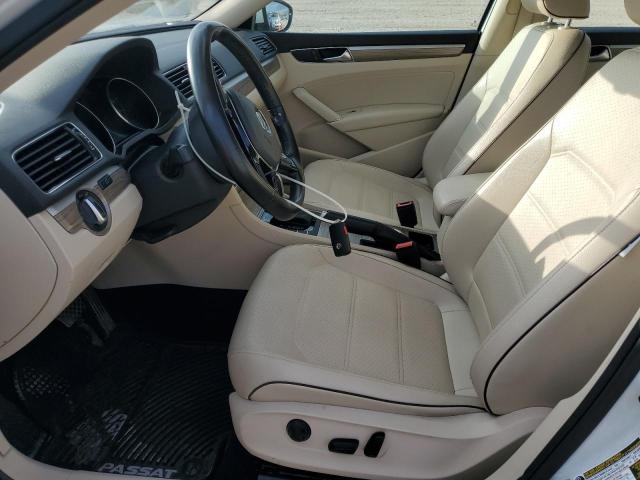 2017 VOLKSWAGEN PASSAT SE - 1VWGT7A38HC083868