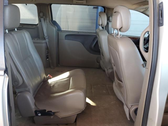 2015 CHRYSLER TOWN & COU - 2C4RC1BG1FR520222