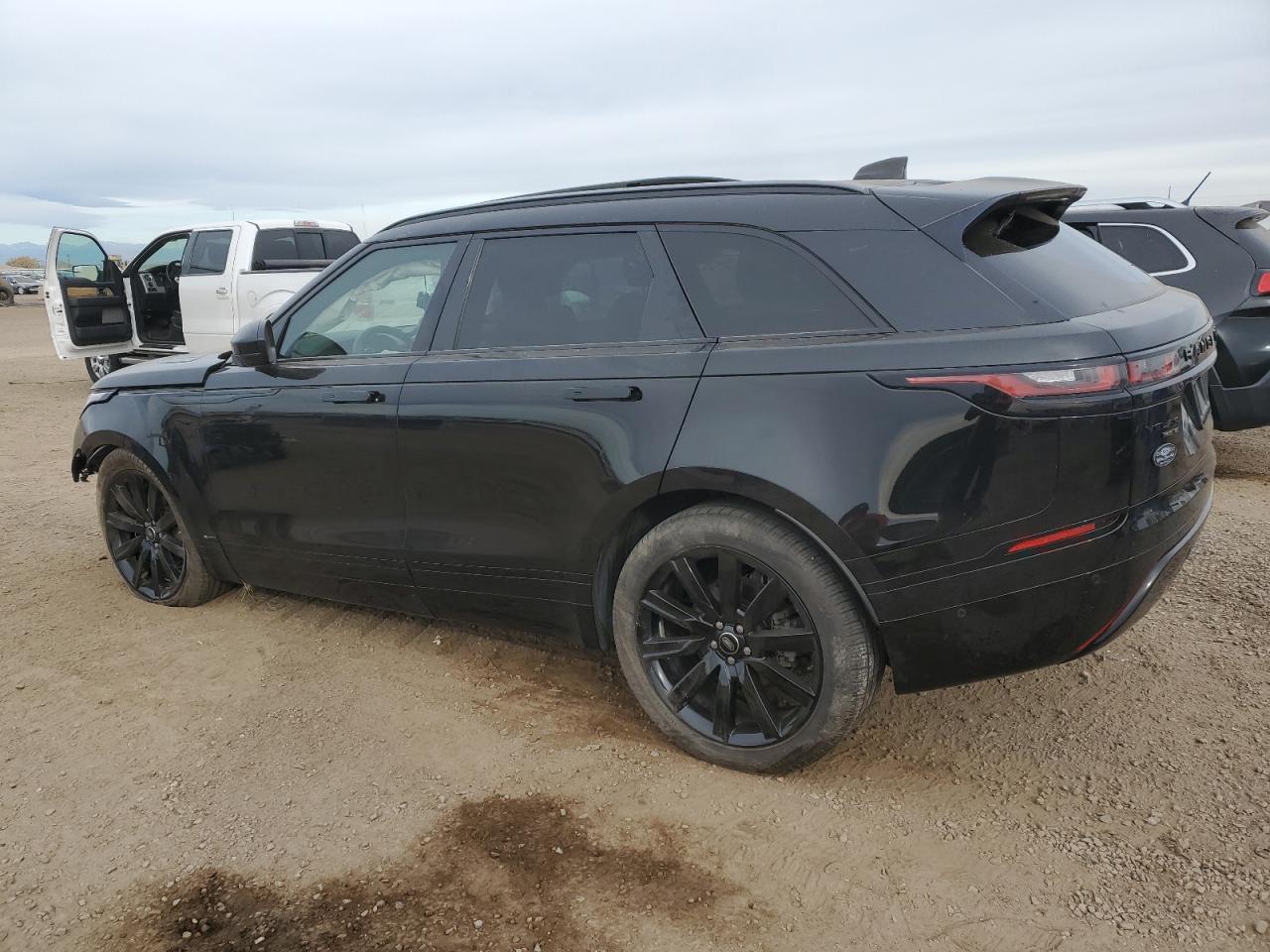 LAND ROVER RANGE ROVER R-DYNAMIC SE