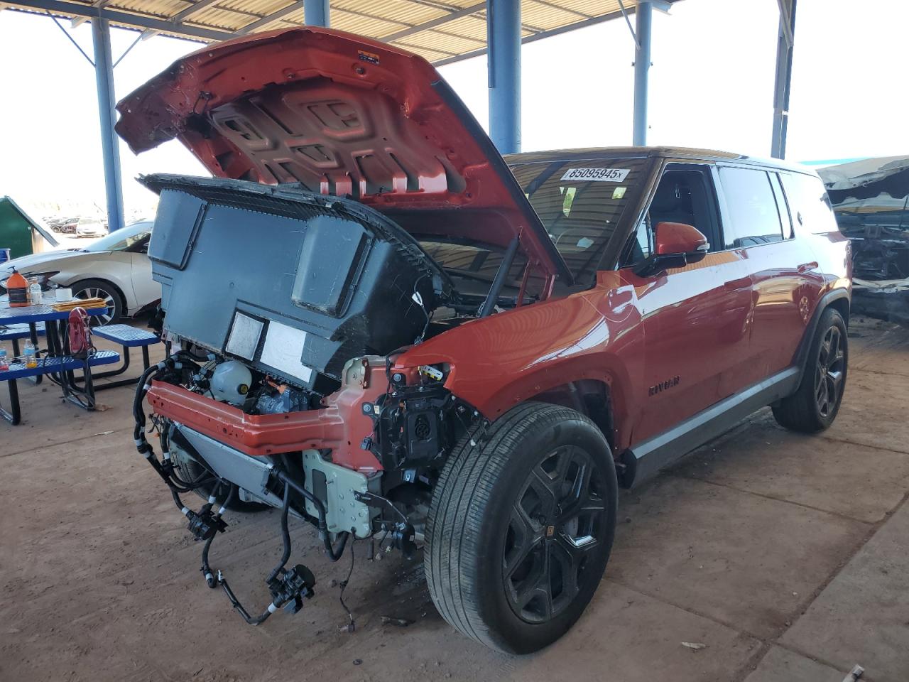  Salvage Rivian Ris