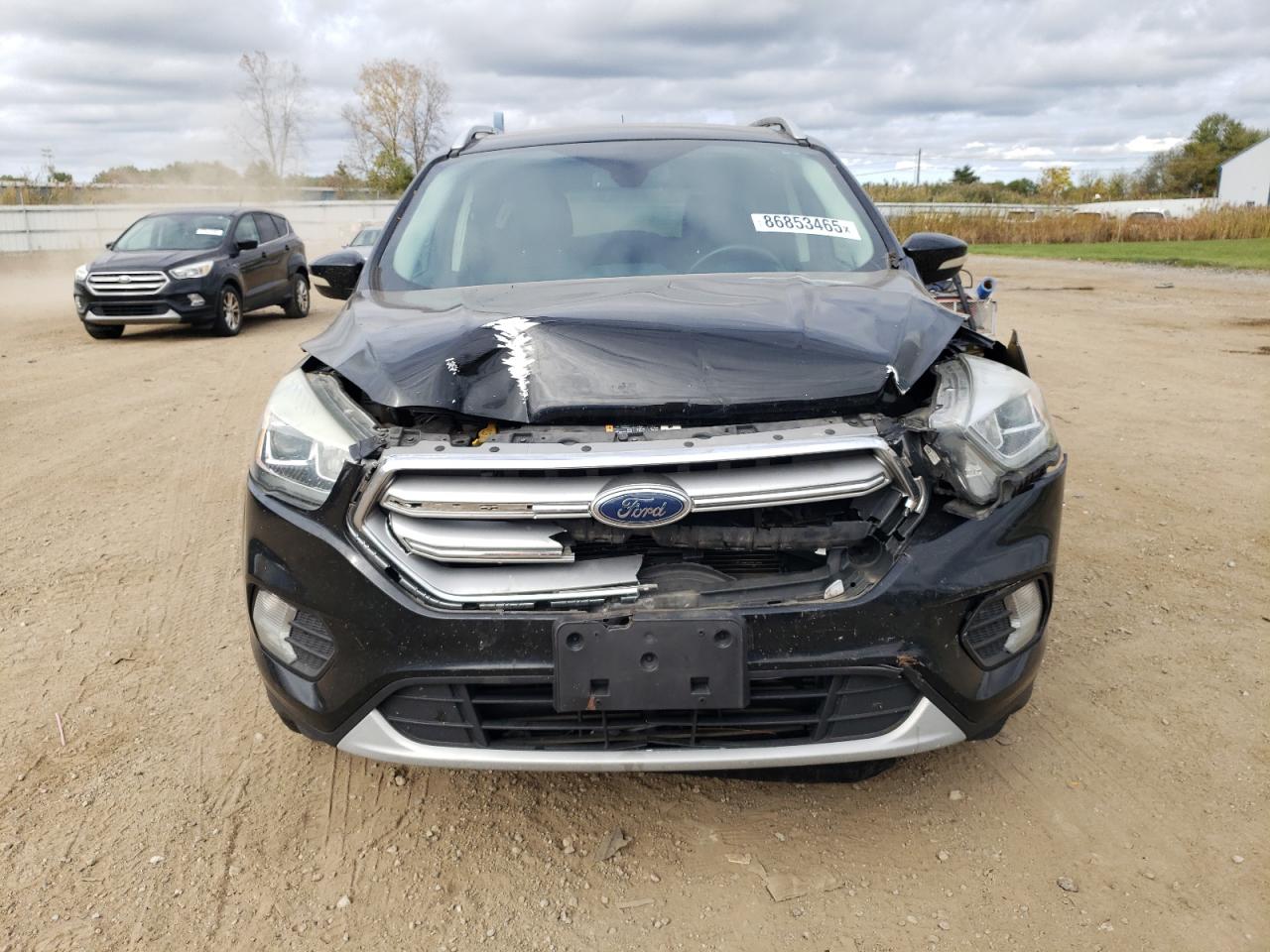 FORD ESCAPE TITANIUM