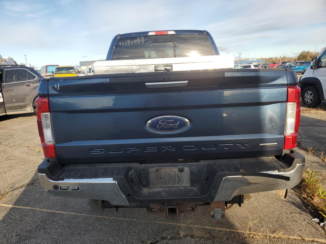 FORD F-350 SUPER DUTY