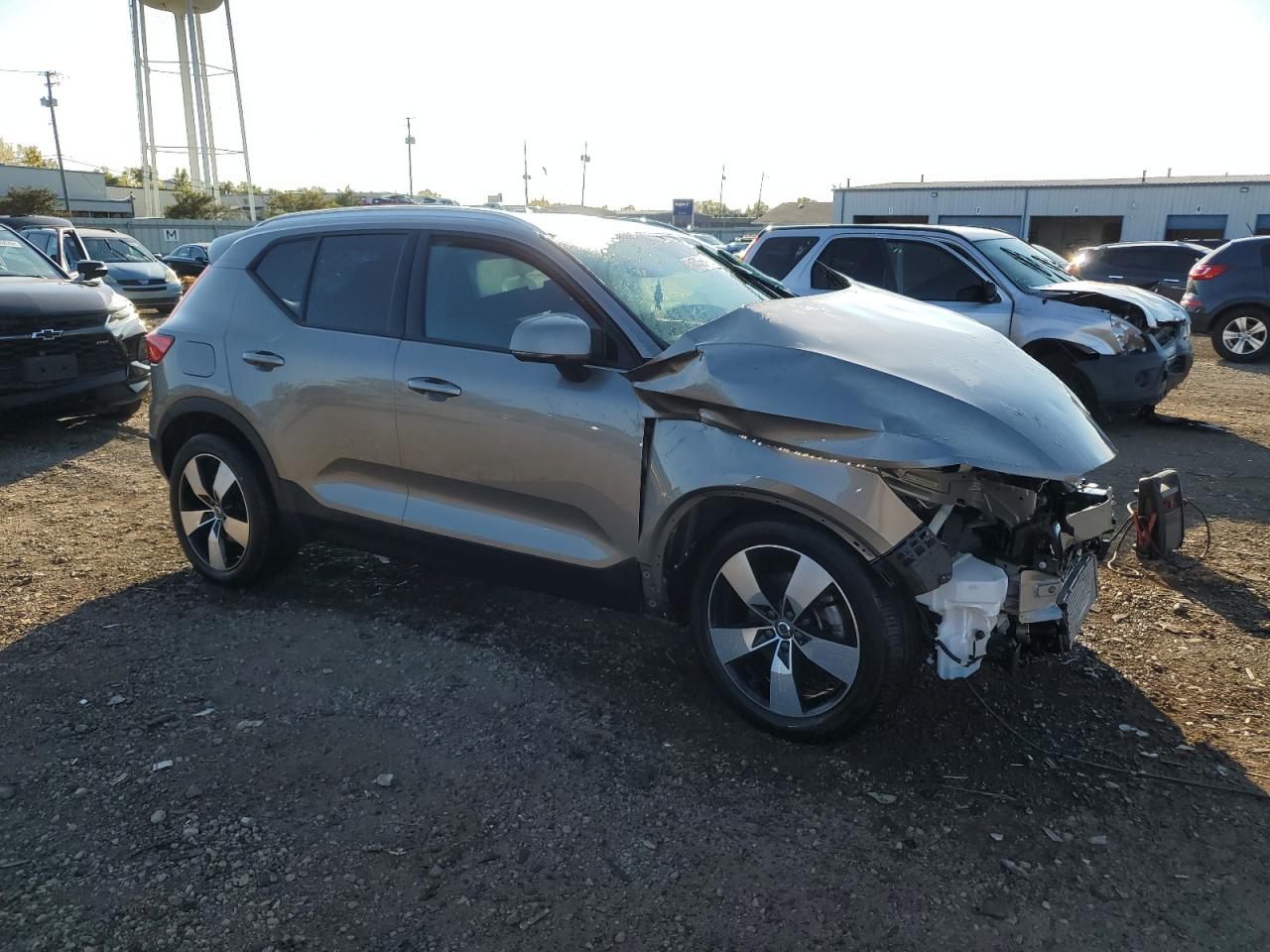 VOLVO XC40 T5 MOMENTUM