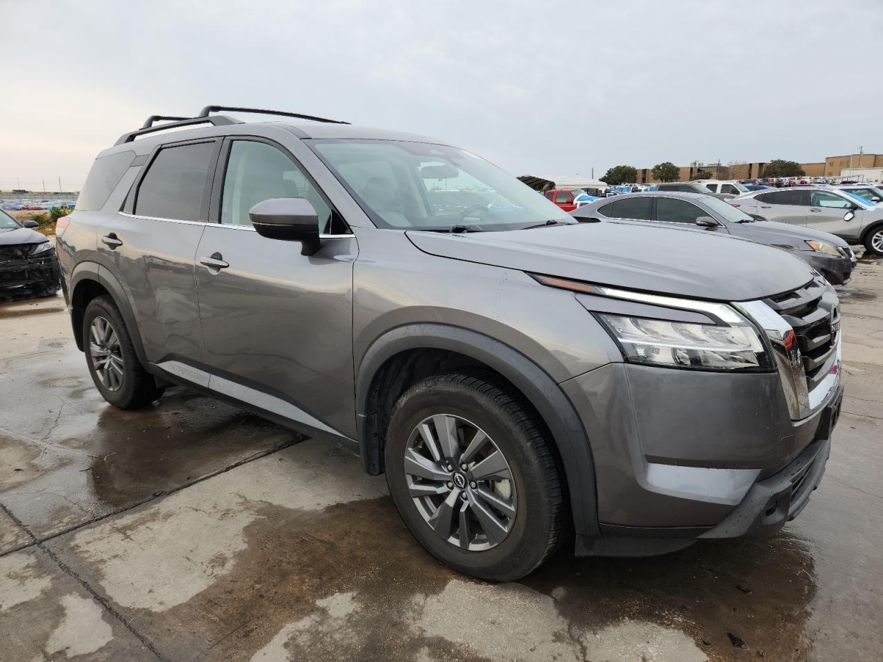 NISSAN PATHFINDER SV