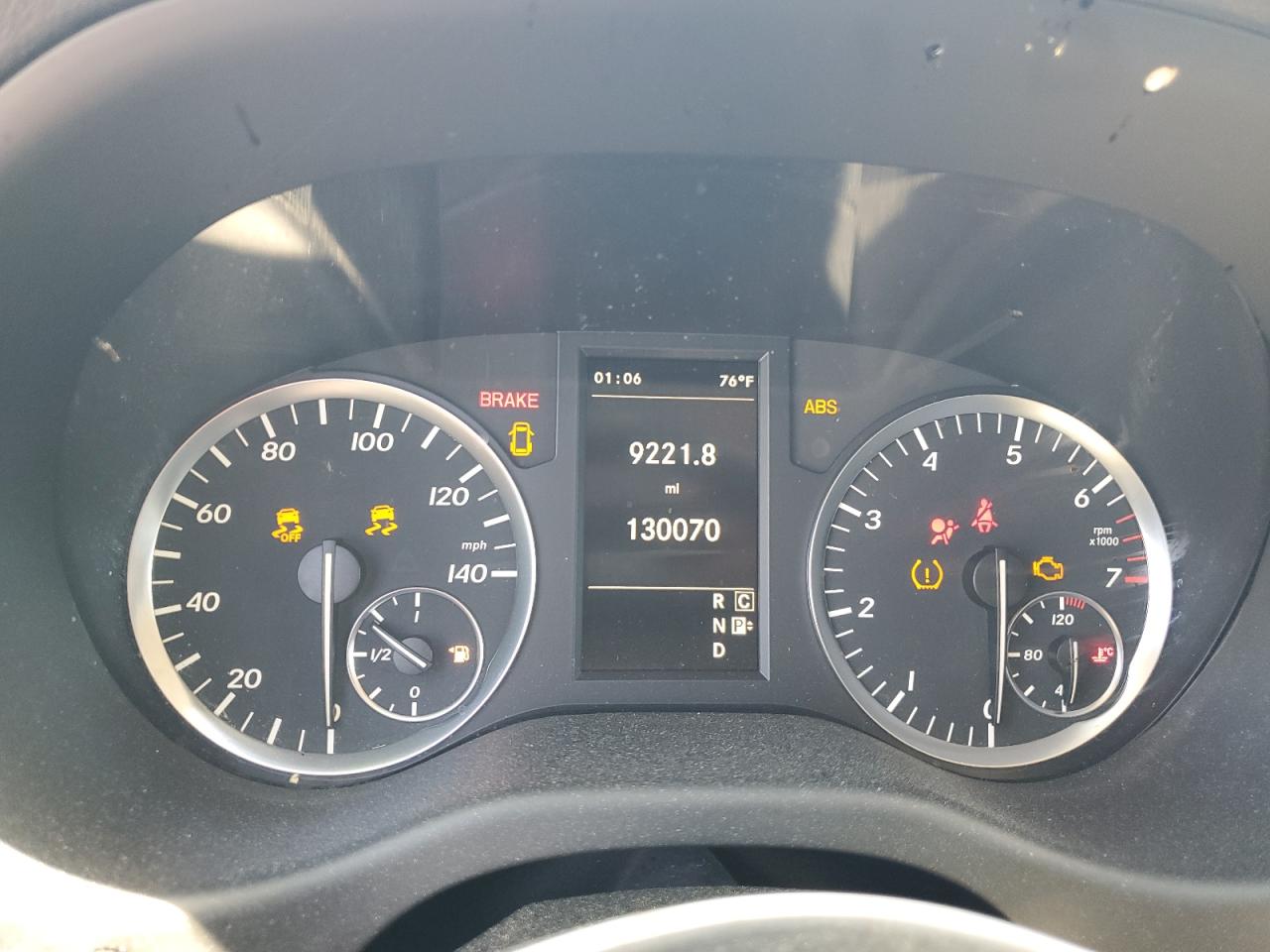 MERCEDES-BENZ METRIS