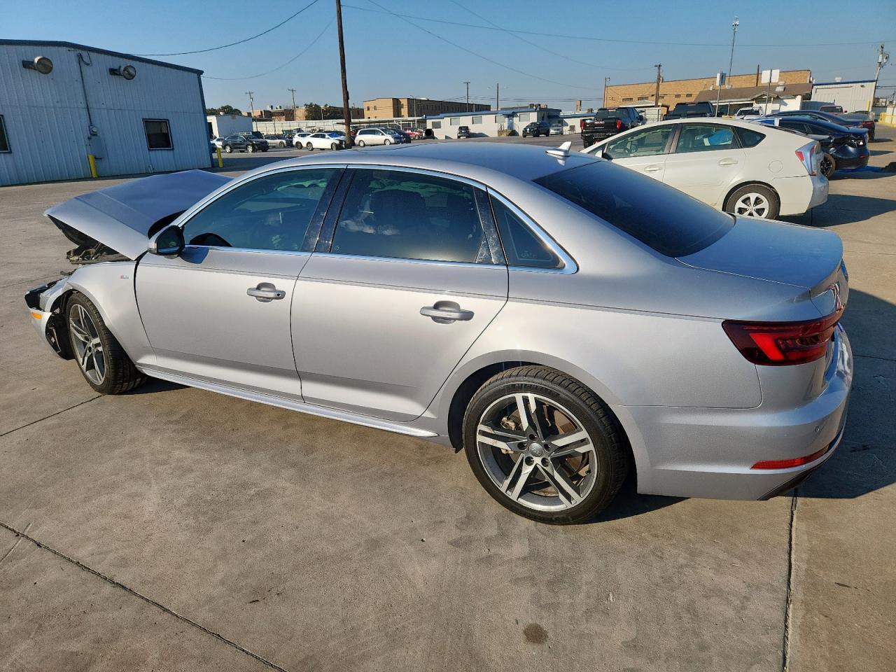 AUDI A4 PREMIUM PLUS