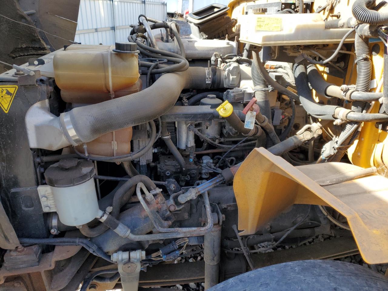 Lot #3265032887 2015 IC CORPORATION 3000 CE