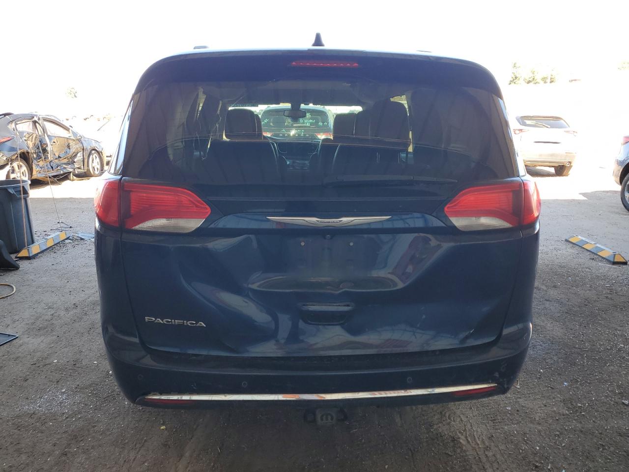 CHRYSLER PACIFICA TOURING L PLUS