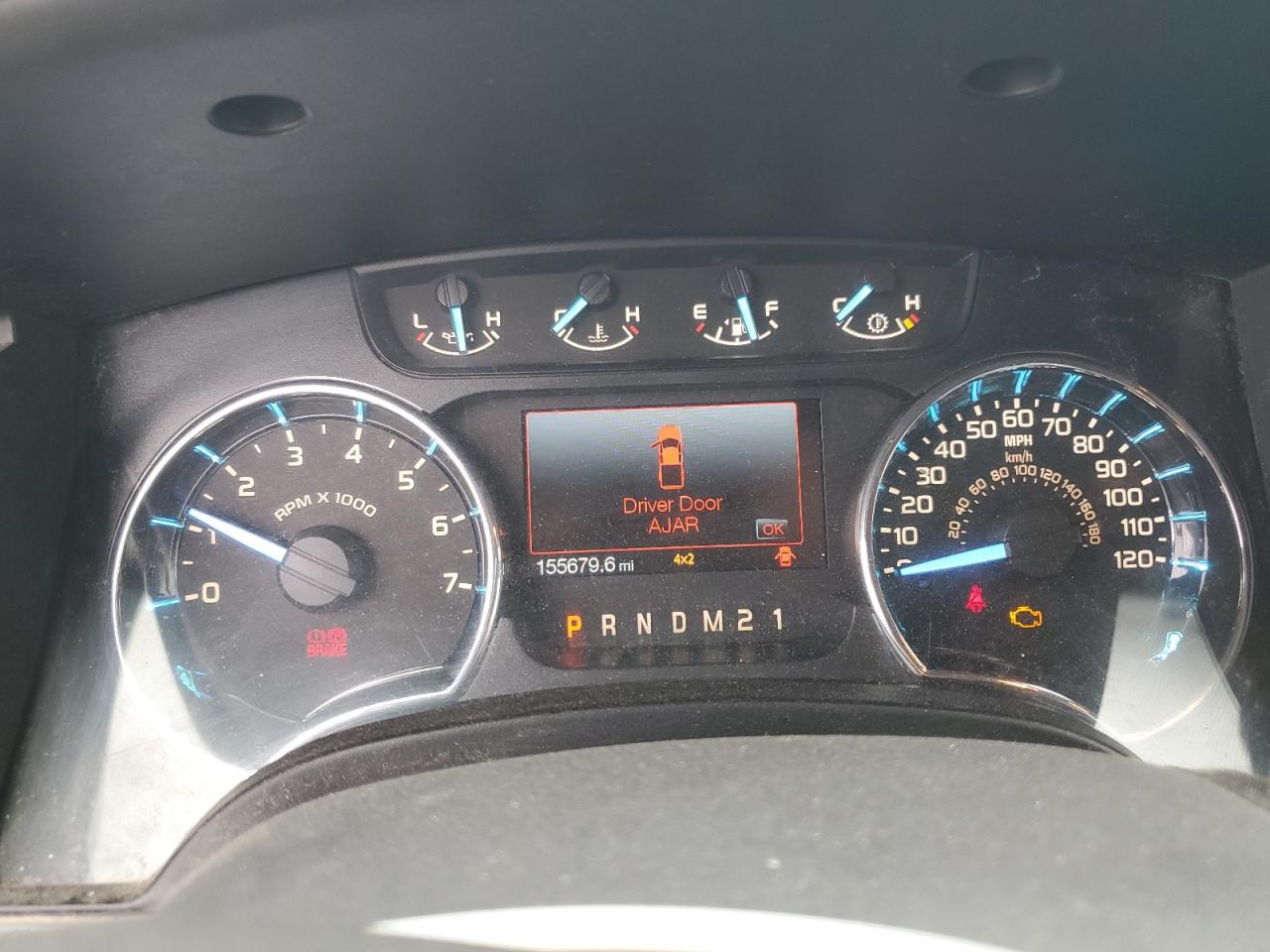 FORD F-150 SUPER CAB