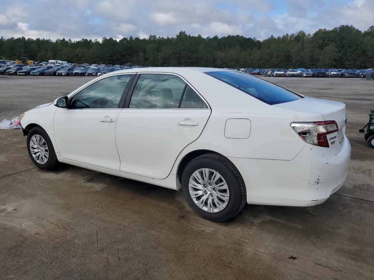 TOYOTA CAMRY L