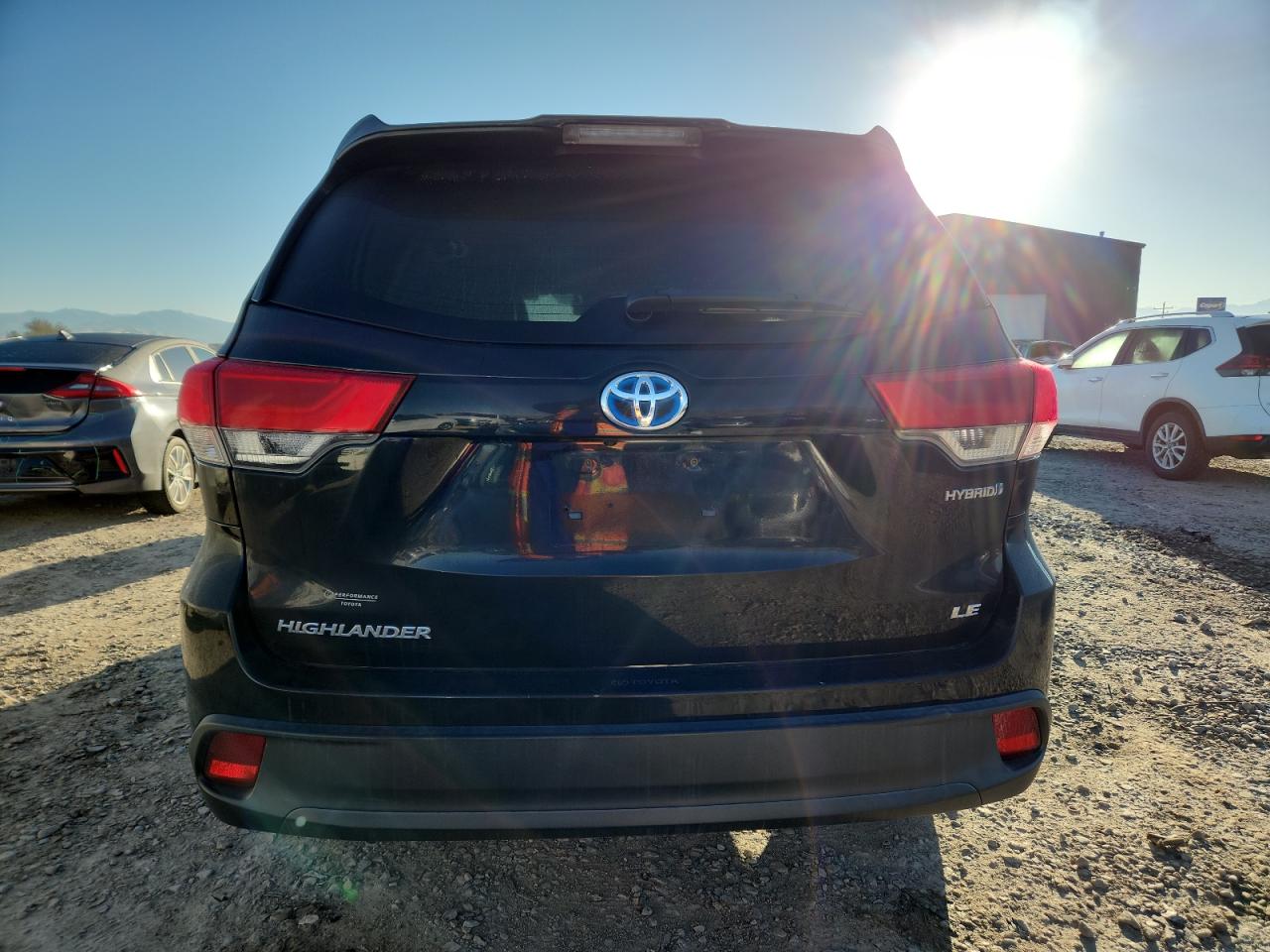 TOYOTA HIGHLANDER HYBRID