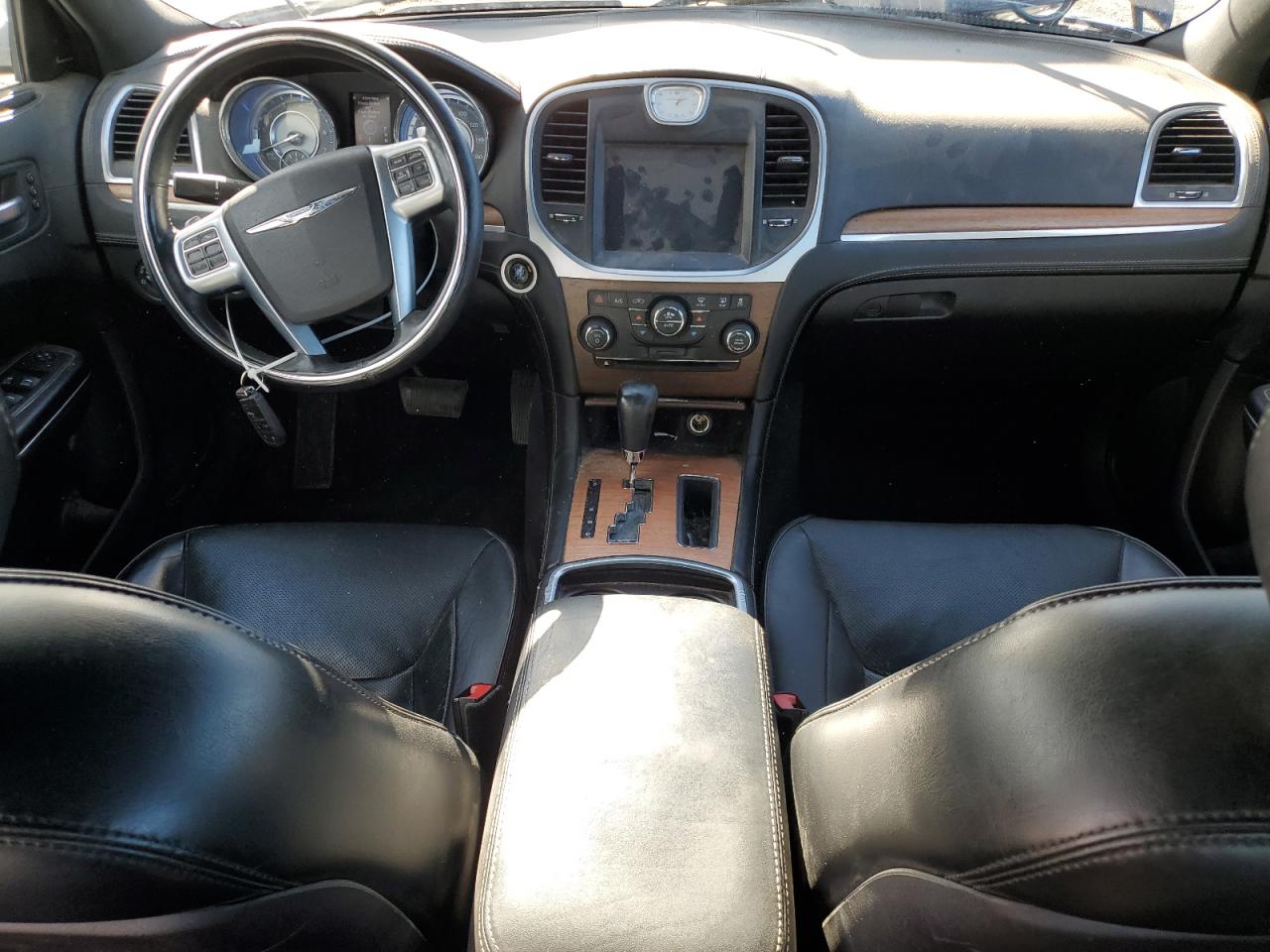 CHRYSLER 300C LUXURY