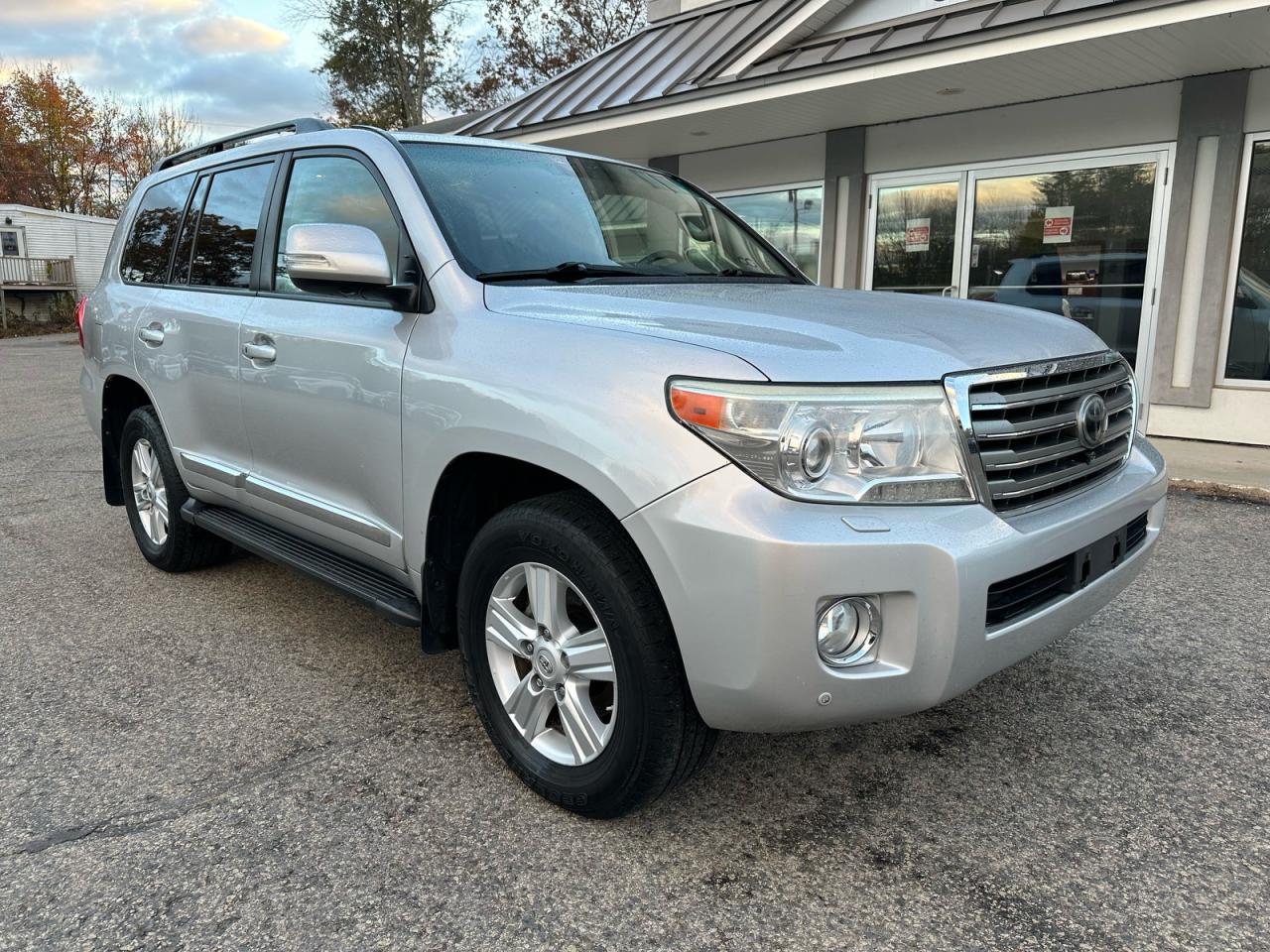 TOYOTA LAND CRUISER