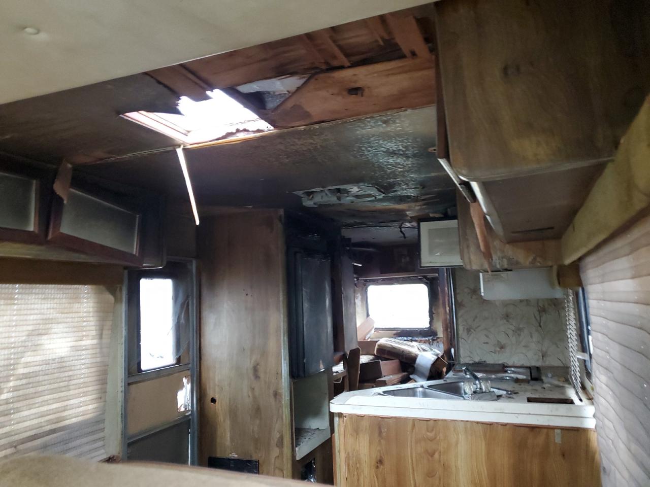 Lot #3263670704 1984 GMC MOTOR HOME