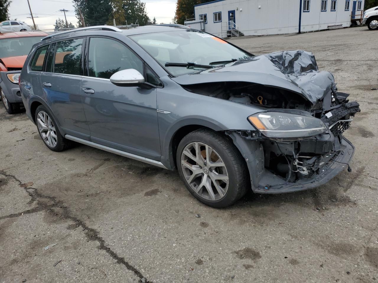 VOLKSWAGEN GOLF ALLTRACK S