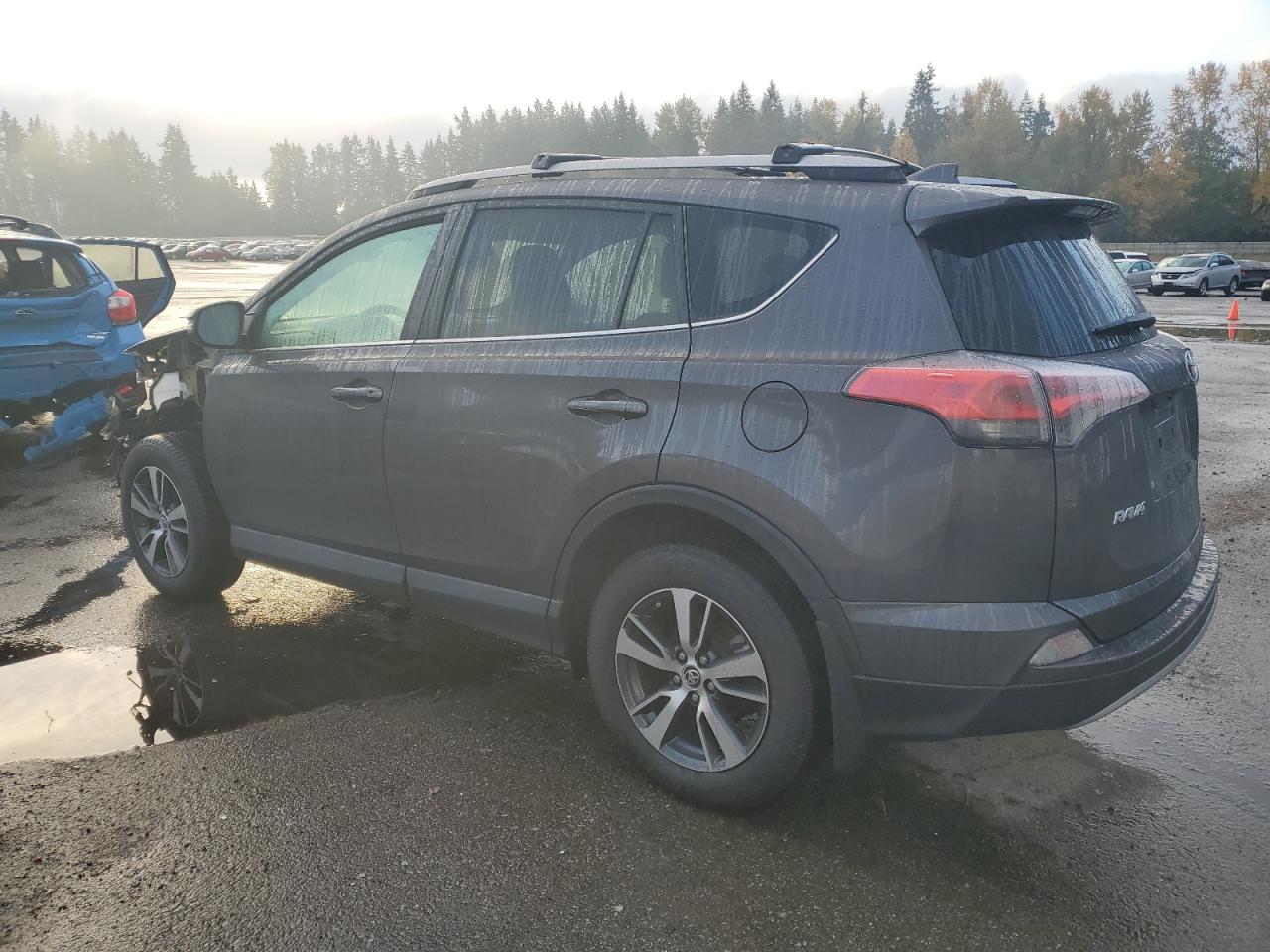 TOYOTA RAV4 XLE