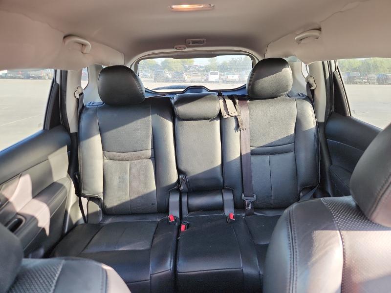 2017 NISSAN ROGUE SV KNMAT2MT6HP592826