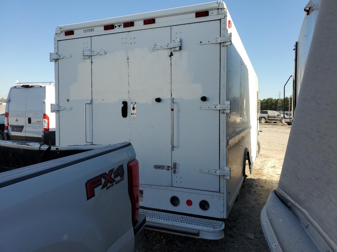 Lot #3316703417 2004 FREIGHTLINER CHASSIS M