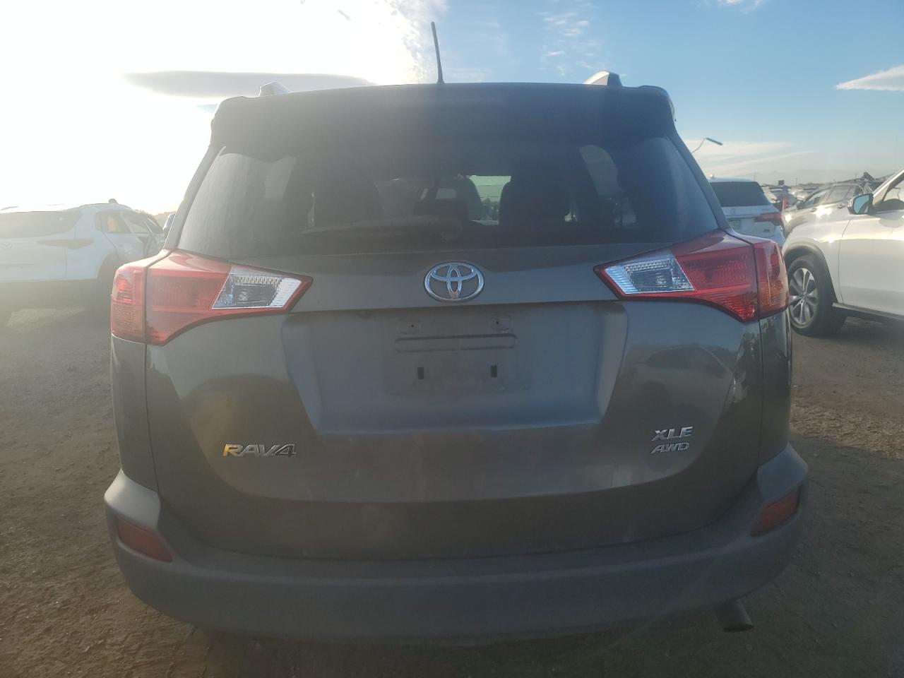 TOYOTA RAV4 XLE