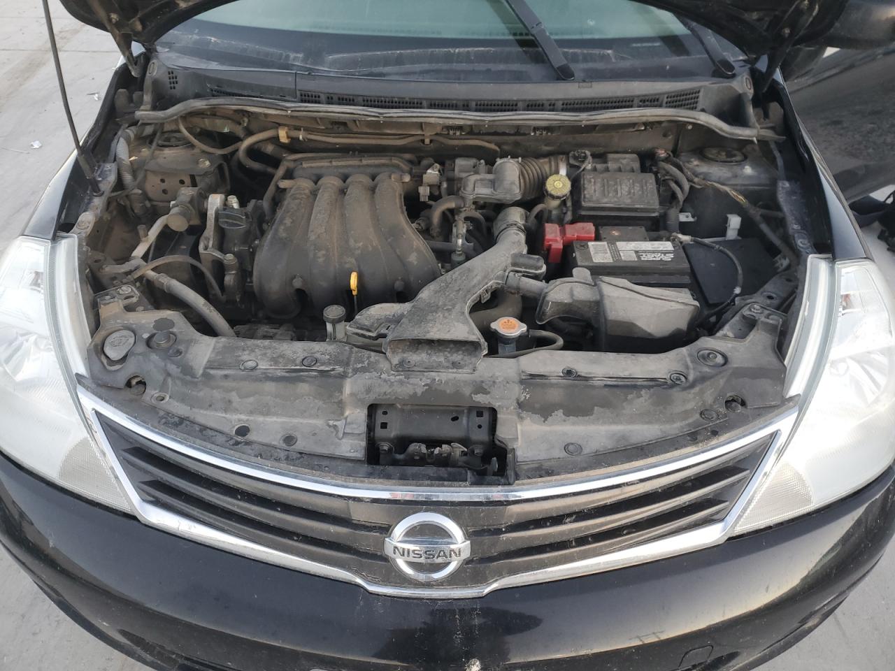 NISSAN VERSA S