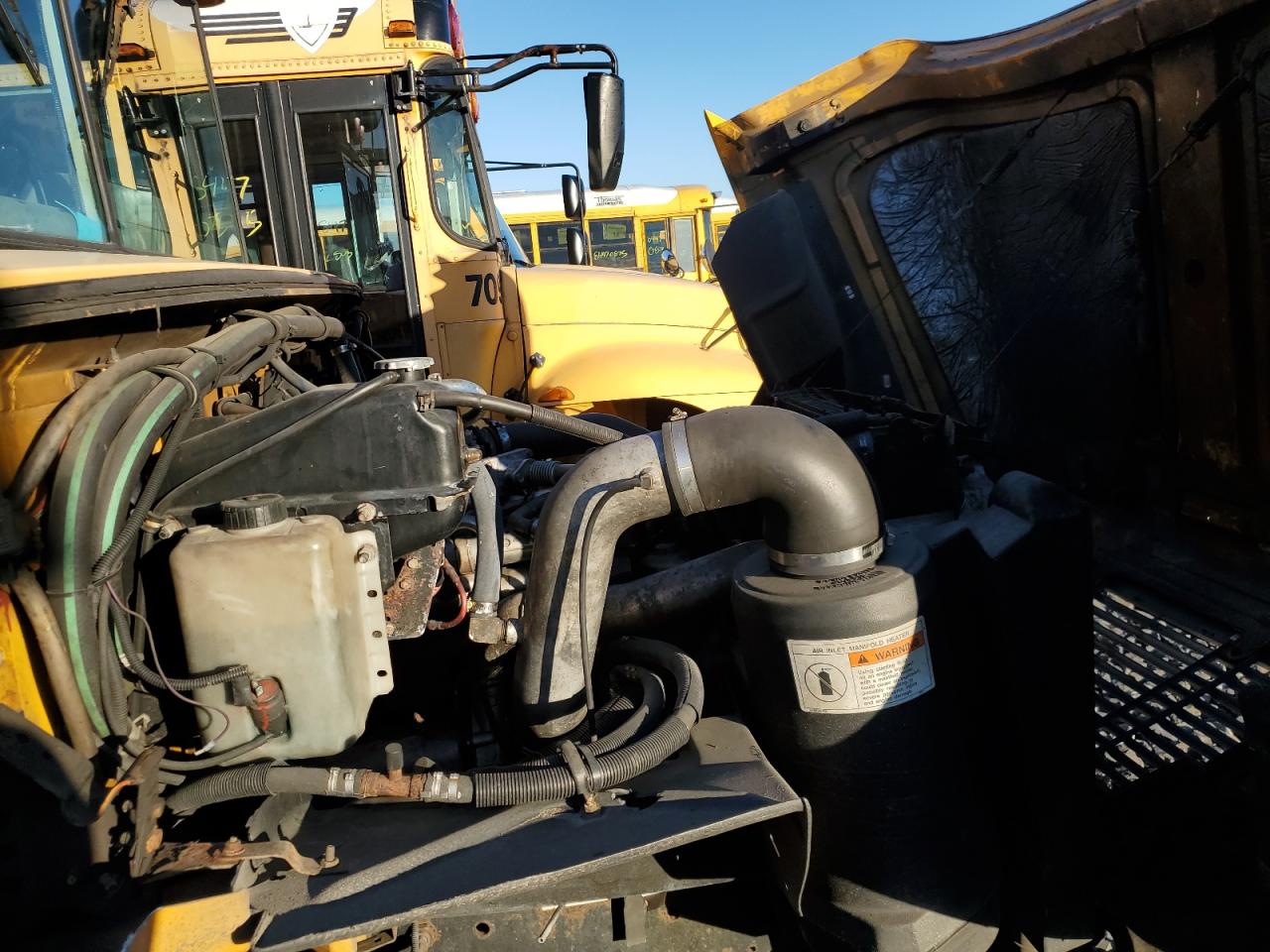 Lot #3276985293 2006 FREIGHTLINER SAF-T-LINER C2