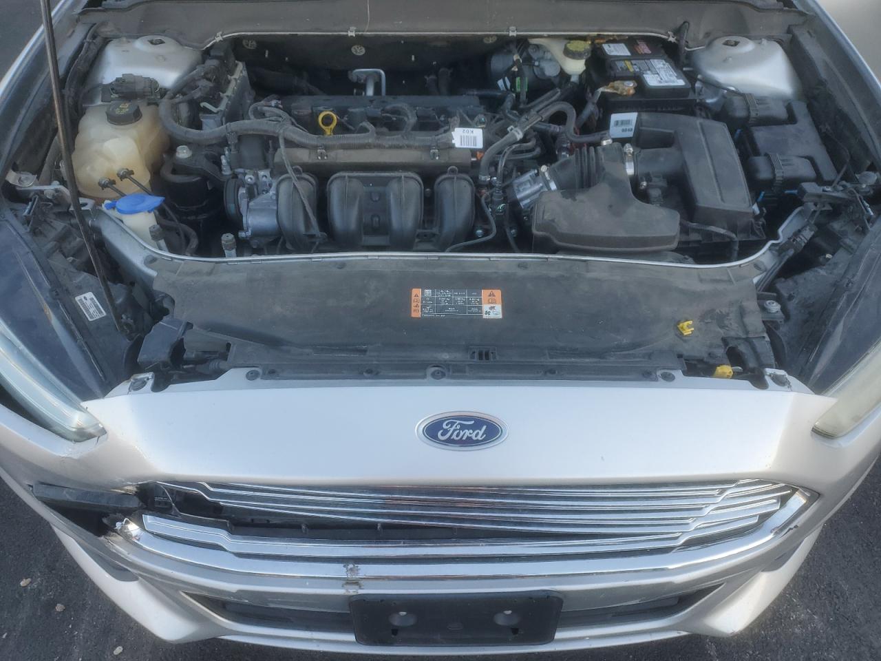 FORD FUSION SE