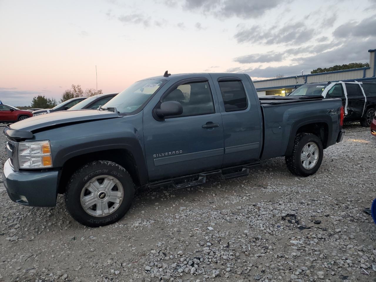 CHEVROLET SILVERADO K1500 LT