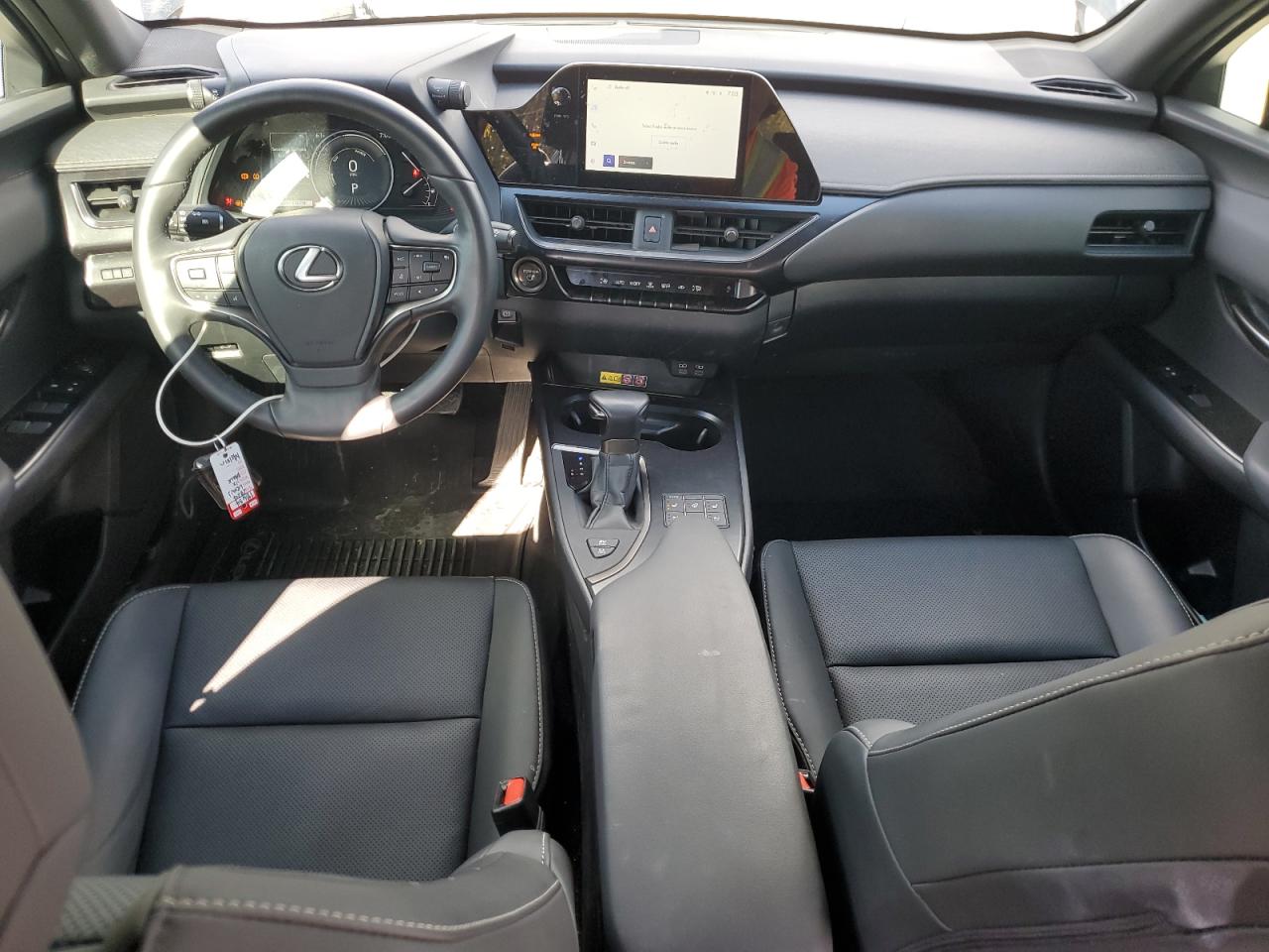 LEXUS UX 250H PREMIUM