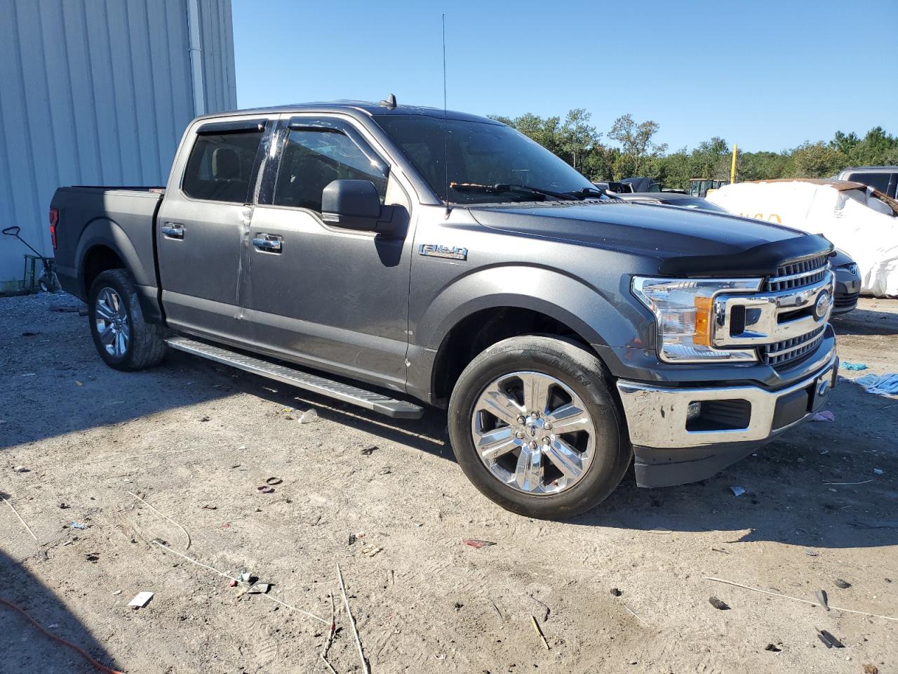 FORD F-150 SUPERCREW