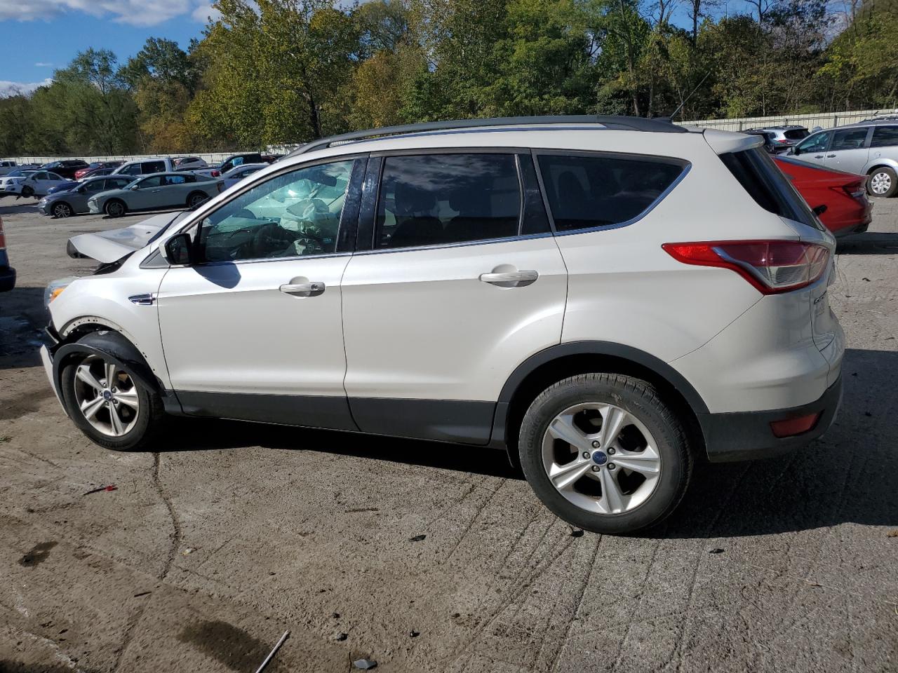 FORD ESCAPE SE