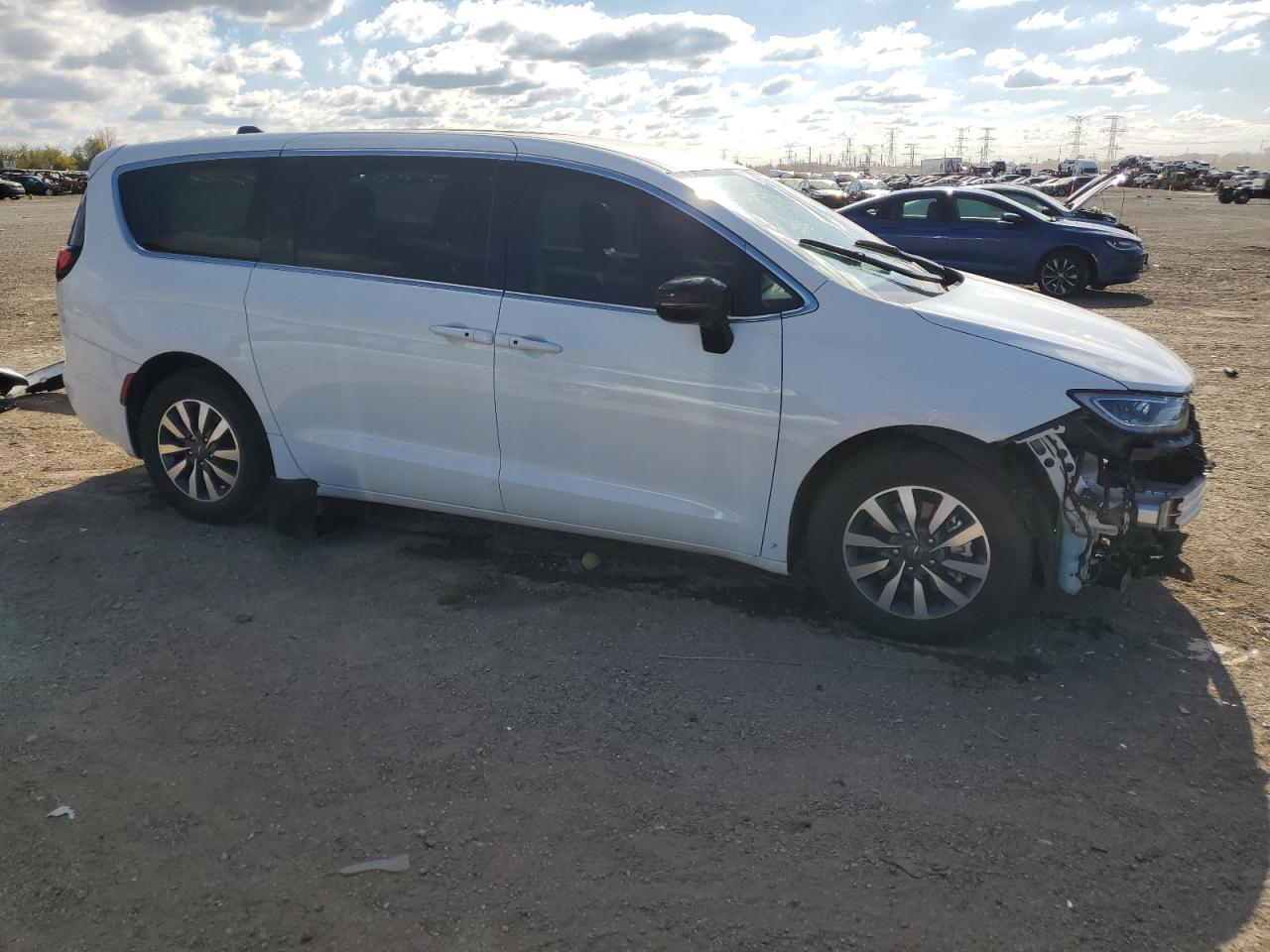 CHRYSLER PACIFICA HYBRID SELECT