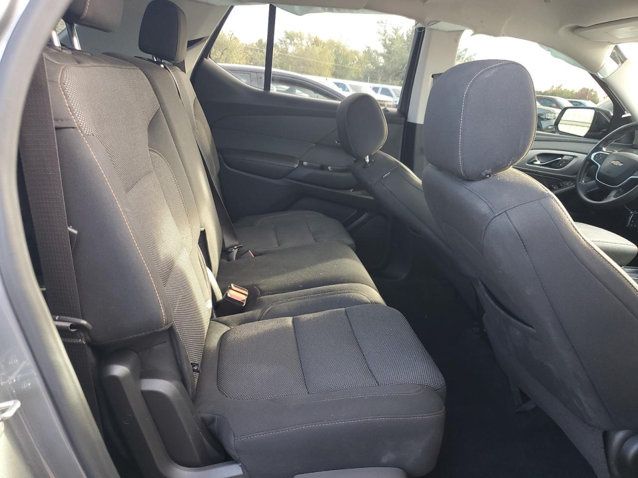 Lot #3311621239 2019 CHEVROLET TRAVERSE L