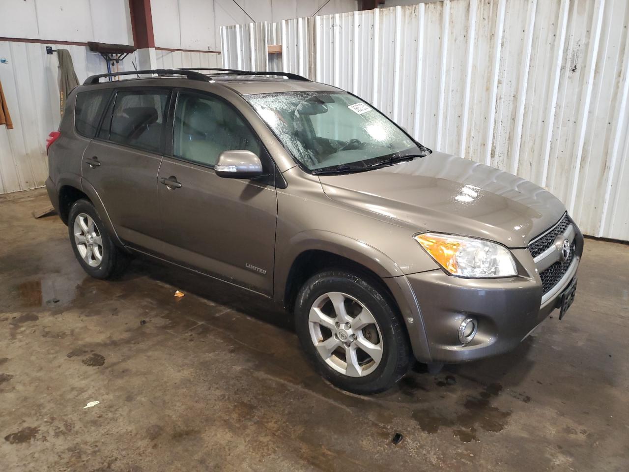 TOYOTA RAV4 LIMITED