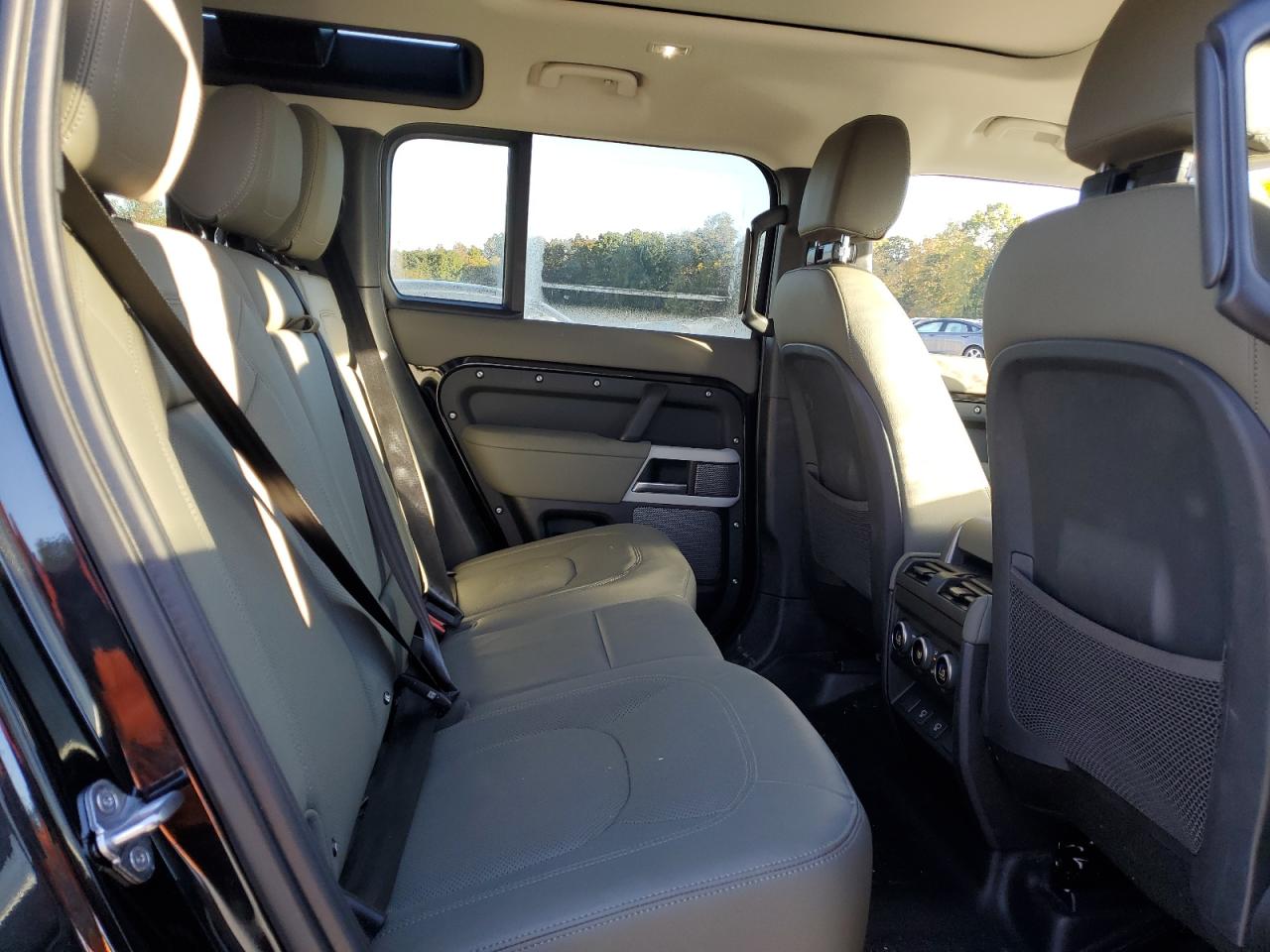 LAND ROVER DEFENDER 110 S