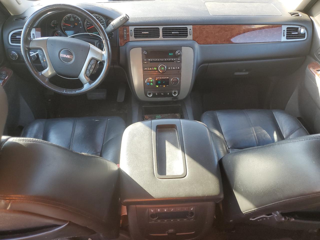 GMC YUKON K1500 SLT