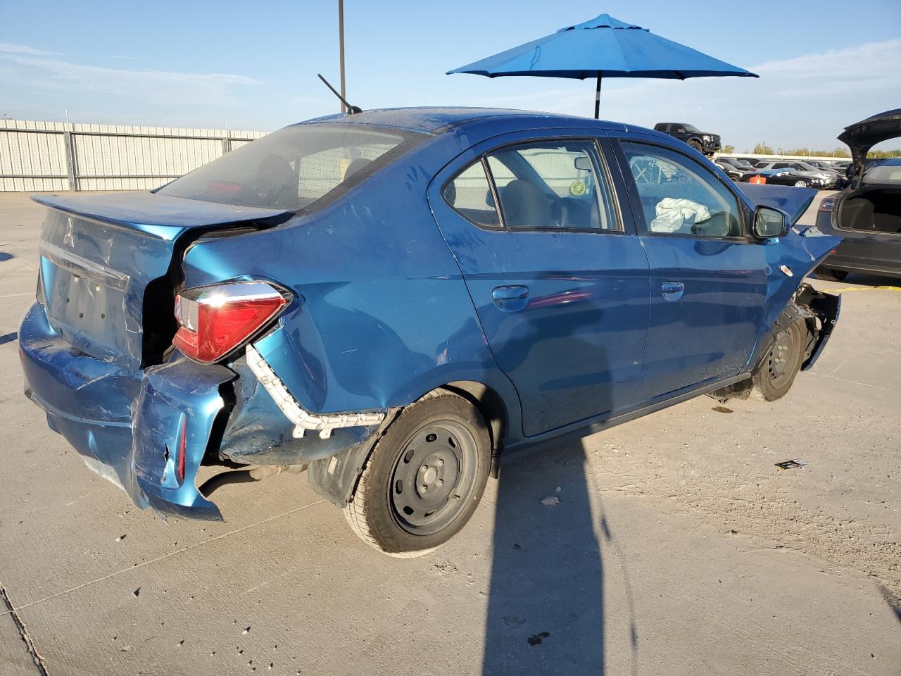 MITSUBISHI MIRAGE G4 ES