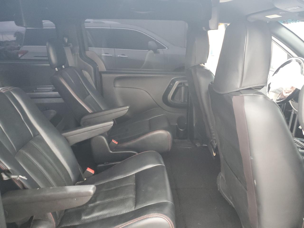 DODGE GRAND CARAVAN R/T