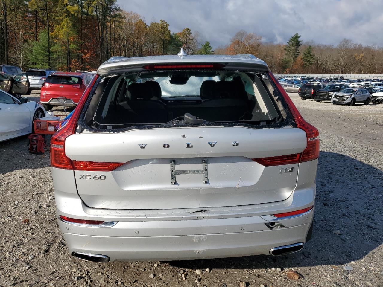 VOLVO XC60 T5 INSCRIPTION