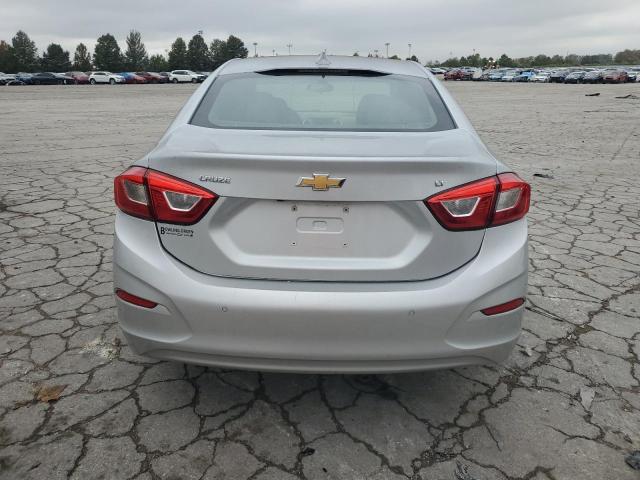2018 CHEVROLET CRUZE LT 1G1BE5SM9J7229172