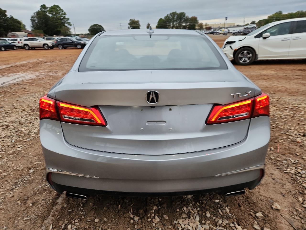 ACURA TLX