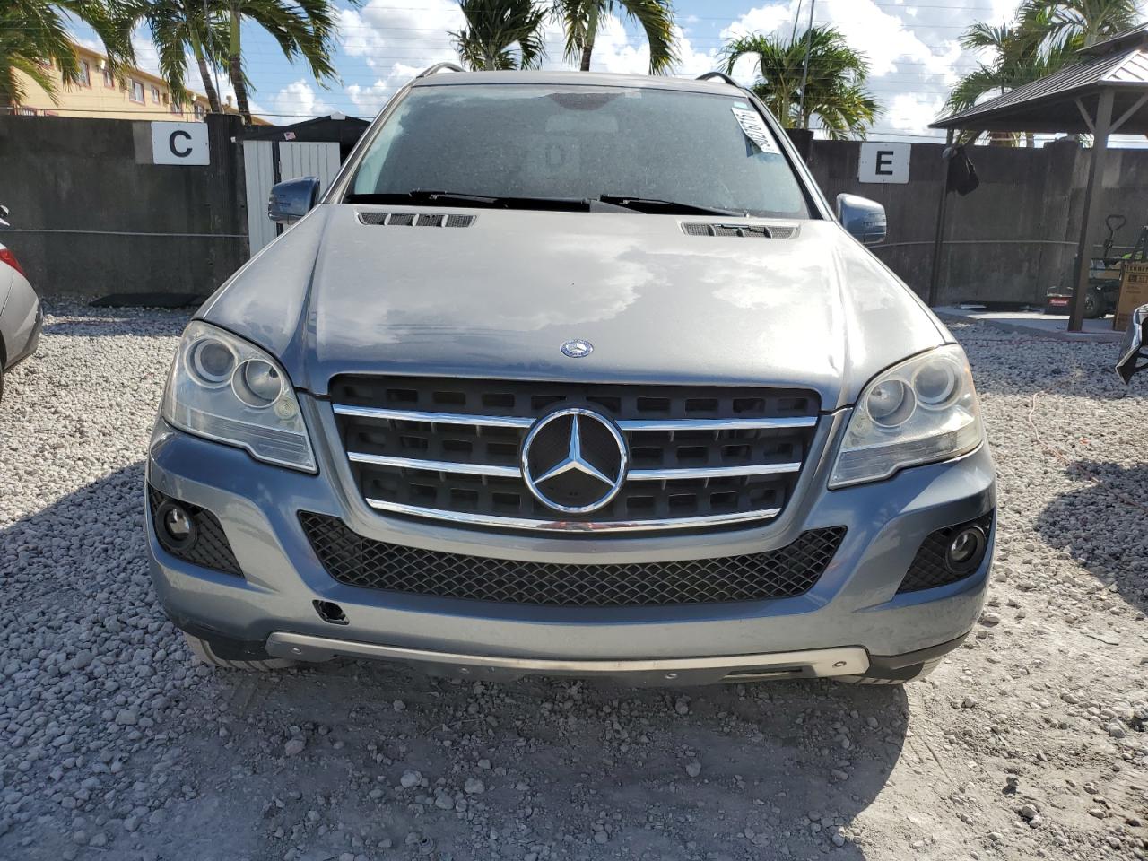 MERCEDES-BENZ M-CLASS 350