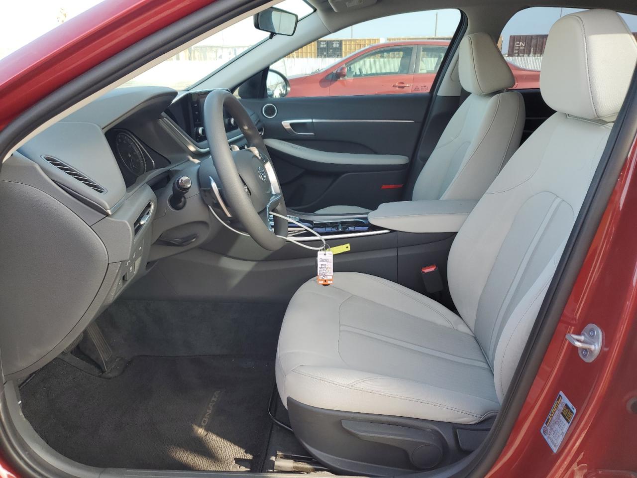 HYUNDAI SONATA HYBRID